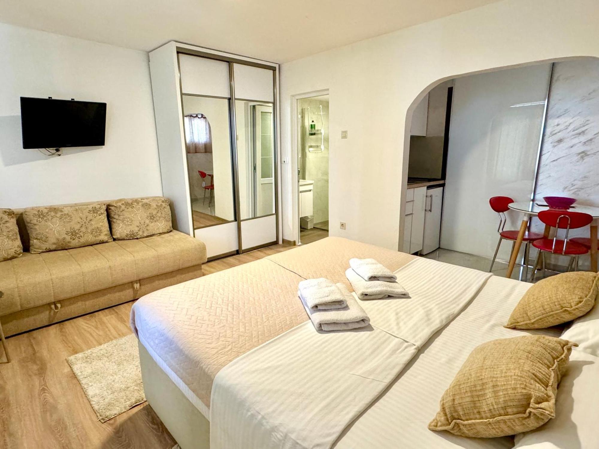 Apartments Kentera Lux Sveti Stefan Bilik gambar